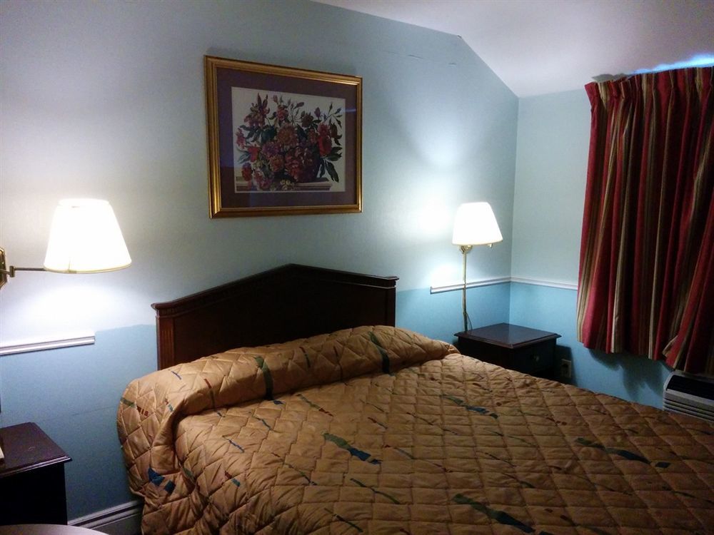 Queensway Motel โตรอนโต ภายนอก รูปภาพ